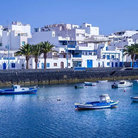 & Balcony 3c - Arrecife, Lanzarote - Free Parking شقة أرّاثيفي